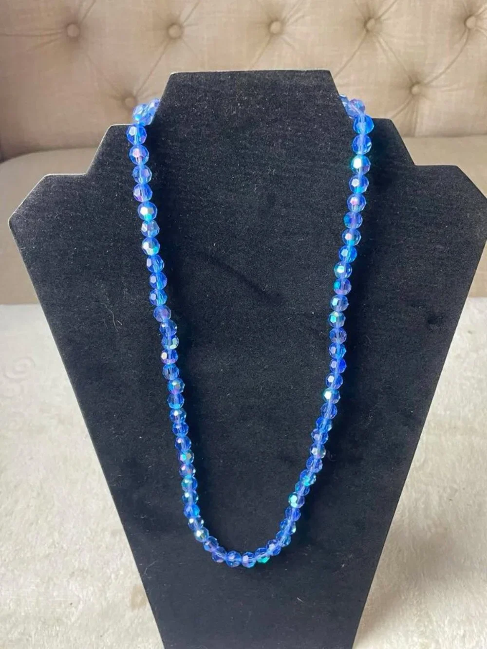 VTG Sparkling Blue Faceted Crystal Glass Beads Long Necklace Decorative Clasp